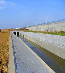 汽车工业园顺正河中段河道防洪治理